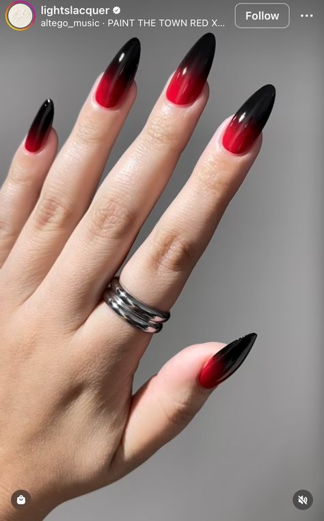 Red Black Nails, Vampy Nails, Ongles Gel French, Blood Nails, Vampire Nails, Black Ombre Nails, Red Ombre Nails, Unghie Sfumate, Dark Red Nails