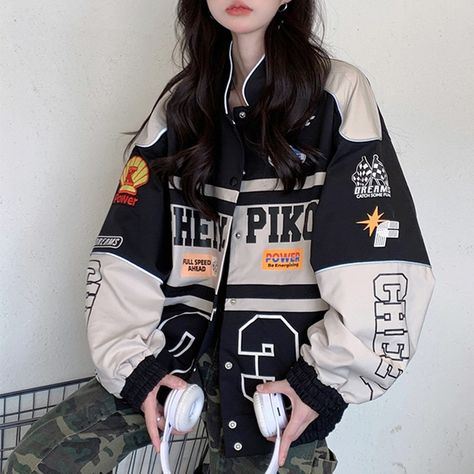 Racing Jacket Outfit, Unique Clothing Stores, 90s Harajuku, Varsity Jacket Outfit, Boyfriend Outfit, Techwear Fashion, Jacket Outfit Women, Fashion Bella, Letterman Jackets