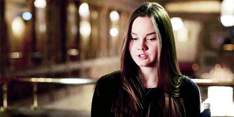 Liana Liberato Liana Liberato Gif, Wattpad Character, Liana Liberato, Vampire Girls, Painting Flowers, Violinist, If I Stay, Wizarding World, Face Claims