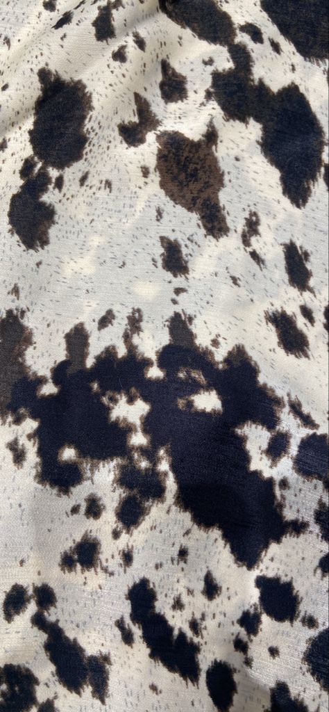 Cow Hide Wallpaper, Cow Wallpaper Iphone, Hide Wallpaper, Cow Print Aesthetic, Cow Wallpaper, Print Aesthetic, Cow Hide, Cow Print, Aesthetic Wallpapers