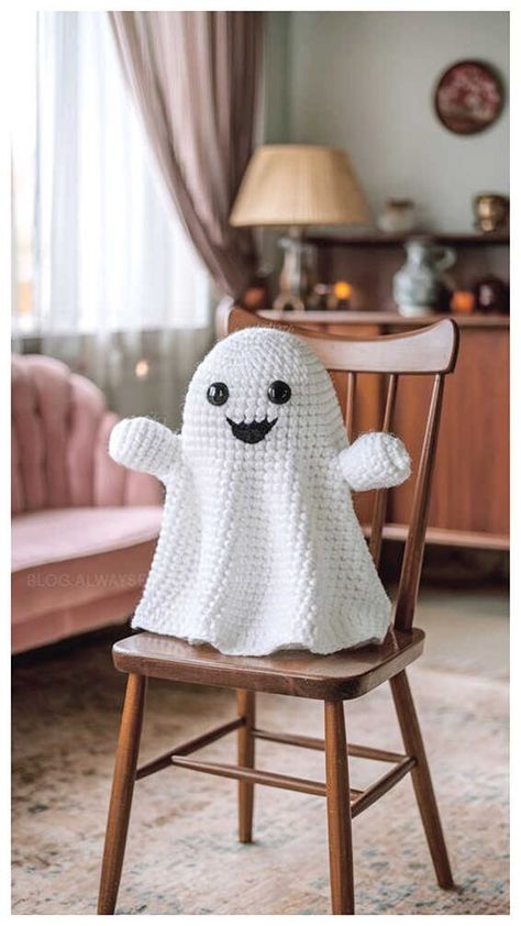 Amigurumi Ghost Crochet Free Pattern Large Crochet Ghost Pattern Free, Crochet Mini Ghost Free Pattern, Crocheted Ghosts Free Pattern, Crochet Ghost Pillow Pattern Free, Crochet Ghost Pattern Free, Ghost Crochet, Arm Crocheting, Field Hospital, Crochet Blanket Stitch Pattern