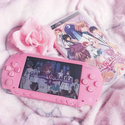 🎮 Picked Garnet Cradle up from @trade_and_play_wirral ᯓᡣ𐭩 #garnetcradle #psp #pink #かわいい #nostalgic #otome #乙女ゲーム #gaming #cute Otome Game Aesthetic, Playing Games Aesthetic, Console Aesthetic, Video Games Aesthetic, Psp Aesthetic, Girly Nostalgia, Video Game Aesthetic, Game Core, Psp Games