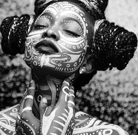 African Face Paint, African Spirituality, Afro Art, African Culture, African Beauty, Face Art, Looks Vintage, Black Is Beautiful, Black Aesthetic