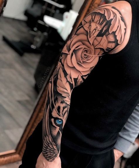 Tato Realis, Family Sleeve Tattoo, Voll Arm-tattoos, Cool Half Sleeve Tattoos, Lion Tattoo Sleeves, Half Sleeve Tattoos Drawings, Men Tattoos Arm Sleeve, Cool Forearm Tattoos, Half Sleeve Tattoos For Guys