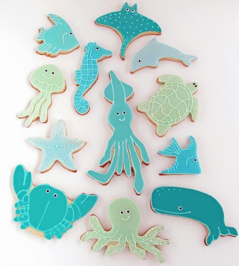 Under The Sea Cookies, Sea Cookies, Communion Cookies, Stingray Fish, Octopus Squid, Turtle Birthday, Living Food, Stingray, Jellyfish