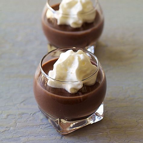 Double-chocolate pudding Weight Watcher Desserts, Chocolate Pudding Recipes, Ww Desserts, Points Recipes, Weight Watchers Desserts, Low Fat Recipes, Chocolate Pudding, Ww Recipes, Pudding Recipes