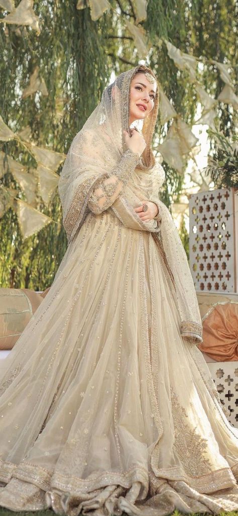 Nikah Outfit, Wedding Dresses Pakistani, Pakistani Bridal Dress, Muslim Bridal, Nikah Dress, Desi Wedding Dresses, Nikkah Dress, Latest Bridal Dresses, Bridal Dresses Pakistan