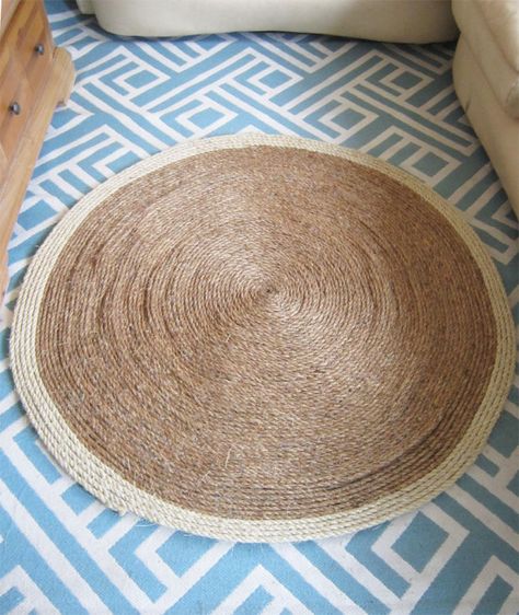 Make your own sisal rug with seven rolls of natural sisal rope from The Home Depot. Using some hot glue as an adhesive and rubber shelf lining for a base, you can create your own unique rug in a few hours. Get the how-to at The Honeycomb Home. || @thehoneycmbhome Beach Rooms, Coastal Diy, Side Ideas, Ocean Stuff, Basement Room, Driftwood Ideas, Twine Crafts, Summer Rugs, Rope Rug