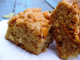 Butterscotch Cake, Apple Snacks, Ring Cake, Bite Size Desserts, Apple Cake Recipes, Butterscotch Chips, Melting Chocolate Chips, Sweet Delights, Milk Chocolate Chips