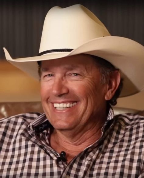 George Strait Selfie, Bubba Strait, George Strait Family, Nothing But The Truth, King George Strait, Jake Owen, Charles Bronson, Chris Young, King And Country