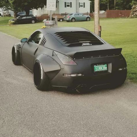 #Matte #black #Widebody #350z Widebody Nissan 370z, Wide Body 350z, 350z Black, Nissan 350z Custom, Nissan Z Cars, R35 Gtr, Best Jdm Cars, Vw Vintage, Nissan Z