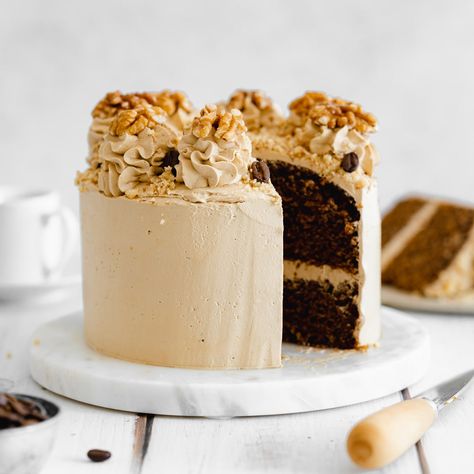 Coffee Walnut Cake, British Cake, Cake Flavours, Coffee And Walnut Cake, Vegan Coffee, Birthday Baking, Vegetarian Desserts, Vegan Cakes, Vegan Cake Recipes