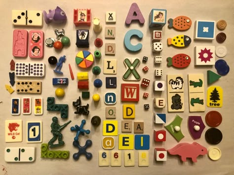 Dice, dominoes, letters.. Dominoes Photography, Clay Dominoes, Ceramic Domino, Wood Dominoes, Dominos Set, Board Game Pieces, Joe Cool, Love Games, Pretty Images