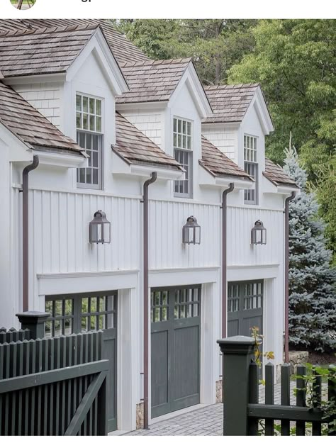 Hampton House Exterior, Weston Massachusetts, Port Cochere, Low Country Style, Carriage House Garage Doors, Garage Door House, Patrick Ahearn Architect, Patrick Ahearn, Carriage House Garage