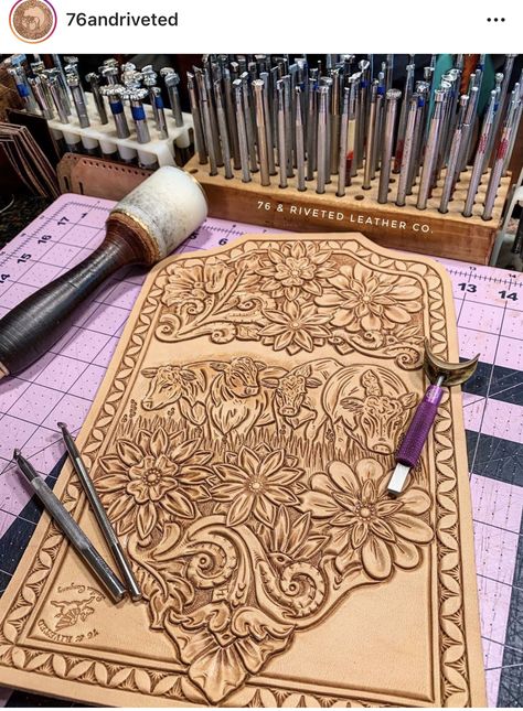 Handmade Leather Work, Custom Leather Work, Table Woodworking, Basic Woodworking, Leather Working Patterns, Rustic Woodworking, Leather Working Tools, Leather Tooling Patterns, Tooling Patterns