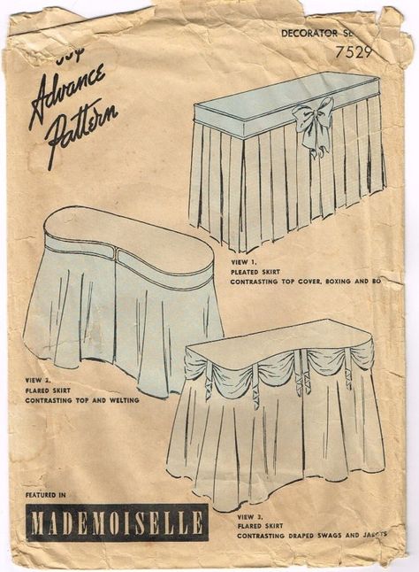 Add luxurious table cloths to cake table Table Skirting, Table Skirts, Vanity Tables, Table Vanity, Dressing Table Vanity, Vintage Dressing Tables, Table Skirt, Dressing Rooms, Boutique Interior