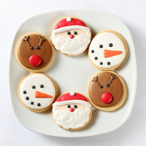 Snowman Cookies Recipe, Decorated Christmas Cookies, Kue Macaroon, Icing Ideas, Snowman Cookies, Cookies Baking, Sugar Cookie Designs, Peanut Butter Cookie Recipe, Baking Cookies