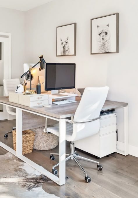 Minimalist Home Office For Two, 2 Person Work From Home Office, Working Space For Two, Home Office Setup Two Desks, Two Desks Small Office, Small Office 2 People, Home Office 4 People, Home Office Workspace For Two, 2 Desk Office Ideas