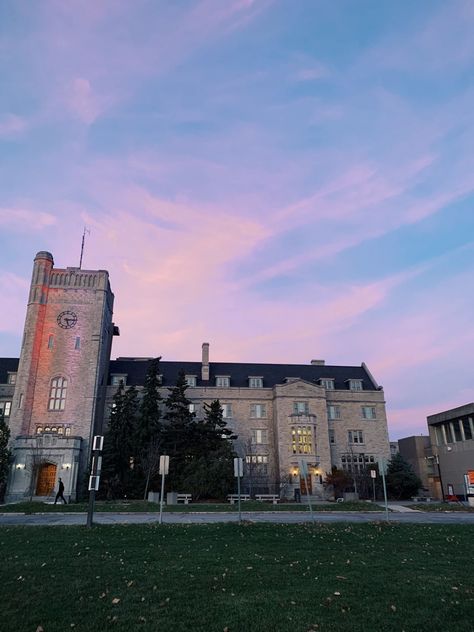 University Of Guelph Dorm, Guelph University Dorms, University Of Guelph Aesthetic, Universities Aesthetic, Guelph University, Abroad Vision Board, University Vision Board, New Year Vision Board, University Vibes