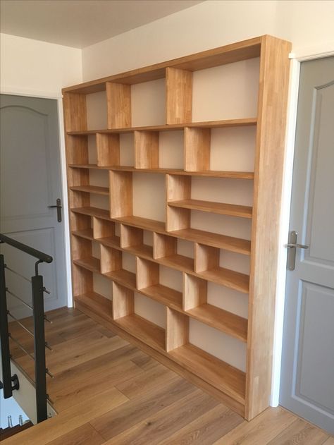 Bibliotheque Design, Solid Wood Design, Bookcase Diy, Bookcase Design, Wood Bookshelves, Home Library Design, Bookshelf Design, Wood Bookcase, Bookshelves Diy