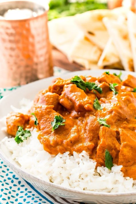 This Easy Chicken Tikka Masala Recipe is a delicious British Indian recipe made with a rich and creamy tomato curry sauce loaded with bold spices and chicken. Dinner Recipes Zucchini, Chickpea Tikka Masala Recipe, Madhur Jaffrey Recipes, Chicken Tikka Curry, Chickpea Tikka Masala, Easy Chicken Tikka Masala, Afghan Food Recipes, Tikka Recipe, Indian Masala