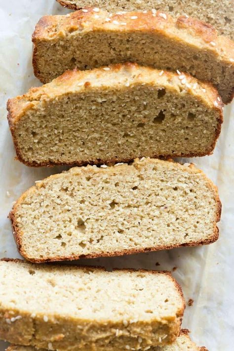 Keto Bread- The BEST Keto Bread recipe that is made with almond flour. Perfectly moist and tender, you won't believe it is low carb! Spelt Bread Recipe, Diet Bread, Best Low Carb Bread, Yeast Free Breads, Keto Banana Bread, Almond Flour Bread, Spelt Bread, Best Keto Bread, High Protein Desserts