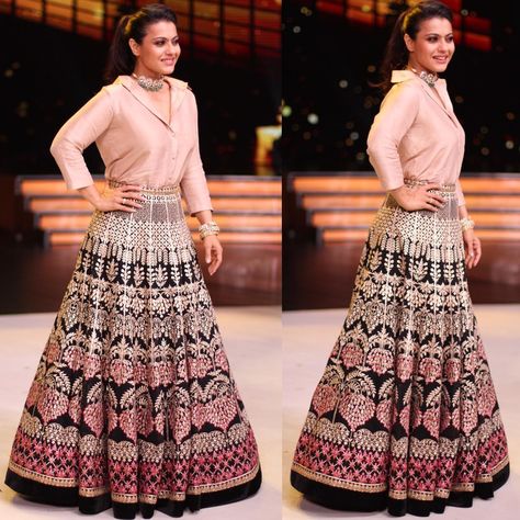 Blouse is old school. Kajol in a lehenga and shirt is new style goals Lehenga And Shirt, Shirt With Lehenga, Fusion Clothes, Ethnic Skirts, Choli Dress, Indian Skirt, Lehnga Dress, Long Skirt Outfits, Long Dress Design