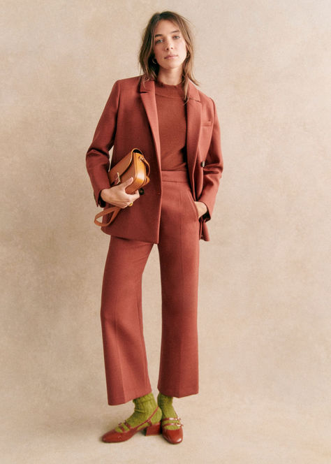 Sézane double-breasted front suit jacket with two front flap pockets and buttoned cuffs. Can be worn with its matching suit pants for a total look to wear to the office. Sezane Suit, Wedding Reception Dresses, Curated Wardrobe, 2023 Mood, Reception Dresses, Wedding Reception Dress, French Girl Style, Mood Board Fashion, Reception Dress