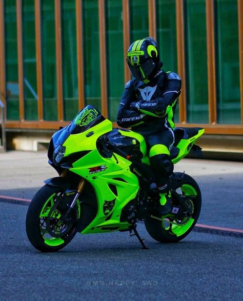 Sportbike Wallpaper, Ninja Bike, Green Motorcycle, Motos Yamaha, Hello Kitty Car, Green Bike, Kawasaki Bikes, Image Moto, Custom Street Bikes