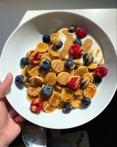 That Girl Breakfast, Healthy Lifestyle Food, Sweet Breakfast, Breakfast Recipe, Vegan Breakfast, Food Obsession, Food Inspo, Cafe Food, Food Cravings