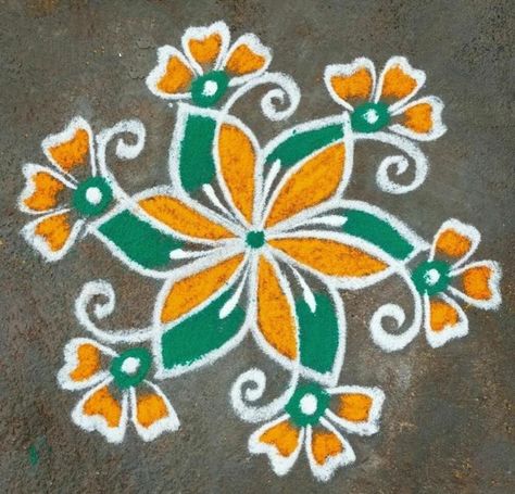 Kolam Designs Colourful, Rangoli With Paint Colours, Simple Rangoli Kolam Designs With Colour, Simple Colour Kolam, Free Hand Rangoli Designs With Colours, Rangoli Kolam Designs With Colour, Simple Rangoli Images, Modern Rangoli, Rangoli Designs Videos