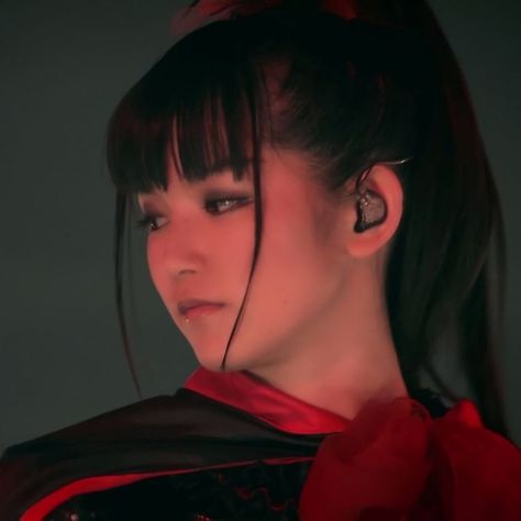 suzuka babymetal icon Su Metal, Baby Metal, The Grandmaster, Doja Cat, My Favorite Music, Metal Bands, Ulzzang Girl, Pop Group, Rock Bands