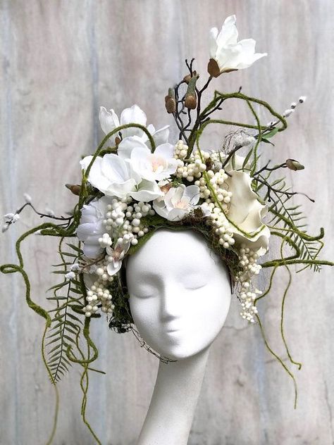 Moss Headpiece, Lily Headpiece, Headdress Floral, White Headpiece, Flower Crown White, Nature Crown, Fresh Flower Jewelry, Headpiece Flower, Floral Headdress