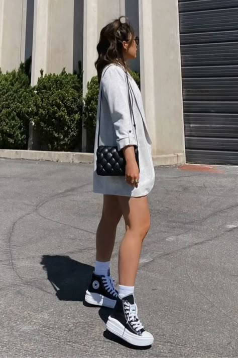 Platform High Top Sneakers Outfit, Converse High Platform Outfit, Platform Sneaker Outfits Women, Chunky Converse Outfit Summer, White Converse Outfit High Top Platform, How To Dress Up Sneakers Outfits, Nike Hightop Sneaker Outfits Women, Chunky Platform Sneakers Outfit, Platform Converse Outfit Dress