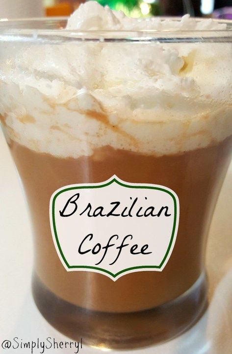 Brazil Coffee, Coconut Milk Coffee, Brazilian Desserts, Condensed Coconut Milk, Iced Drinks Recipes, Coffee Ingredients, Brazilian Coffee, Coffee Mix, Chocolate Hazelnut Spread