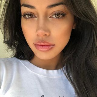 Naturally Bigger Lips, Big Eyes Makeup, Light Makeup Looks, Brown Hair Looks, Simple Makeup Looks, Winter Makeup, Cindy Kimberly, Nose Job, Lip Fillers