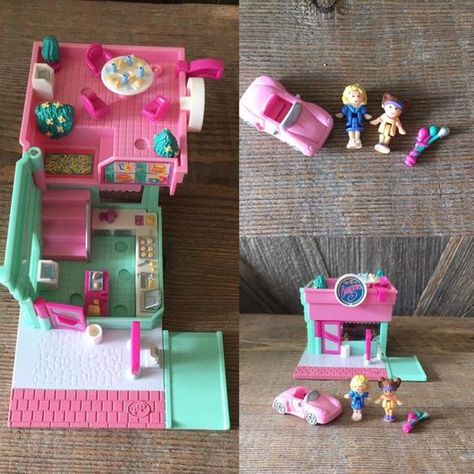 Vintage Polly Pocket Set {Polly's Burger Drive-in Drive Thru Burger Stand Fast Food Restaurant Compa Burger Stand, Vintage Polly Pocket, Is A Girl, Drive Thru, Holiday Centerpieces, Food Places, Food Restaurant, Fast Food Restaurant, Vintage Bell