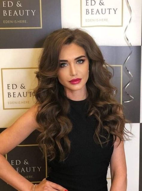 Women Relationship, Ukrainian Fashion, Pageant Hair, Large Curls, Formal Hairstyles For Long Hair, Guest Hair, Hollywood Hair, Curls For Long Hair, Asian Short Hair