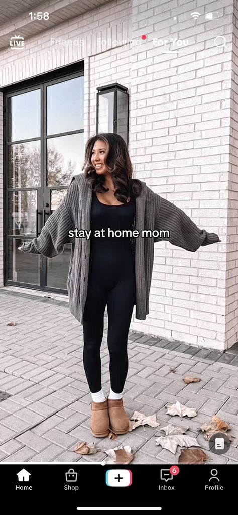 Comfy Mom Outfits, Winter Lounge Wear, Mom Outfits Winter, Lazy Fashion, Long Jumpsuit, Plus Size Fall Outfit, Fitness Wear Outfits, Cute Comfy Outfits, Stay At Home Mom