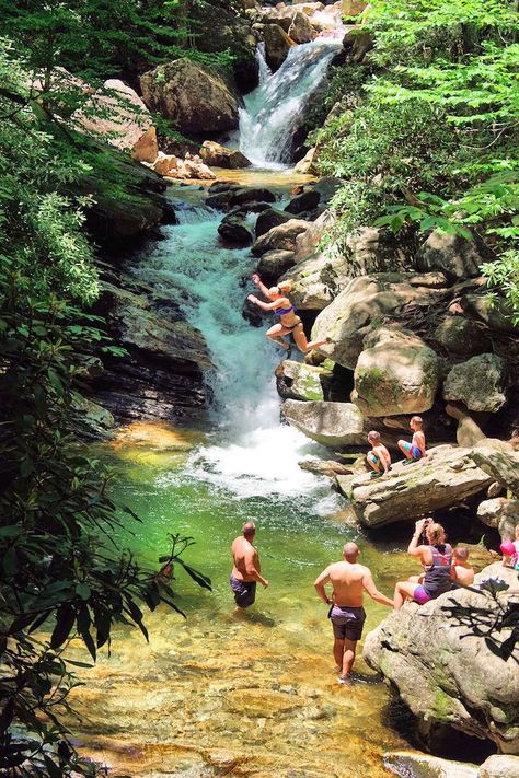 Skinny Dip Falls on the Blue Ridge Parkway near Asheville, North Carolina - an idyllic mountain swimming hole and waterfall in Pisgah National Forest North Carolina Vacations, North Carolina Travel, Pisgah National Forest, Swimming Hole, Nc Mountains, North Carolina Mountains, Mountain Vacations, Mountain Travel, Asheville North Carolina