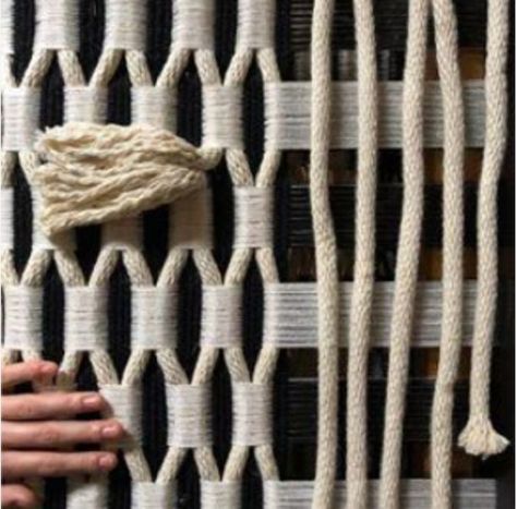 Weave Design Textiles, Diy Fabric Rug, Weave Art, Trivets Diy, Rope Weaving, Basket Weaving Diy, Weaving Loom Diy, Diy Leather Bracelet, Upholstery Diy