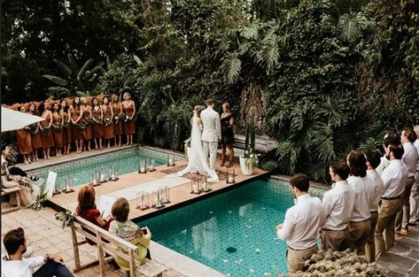 Poolside Wedding Ceremony, Backyard Wedding Pool, Pool Wedding Decorations, Wedding Pool Party, Pool Wedding, Wedding Backyard Reception, Backyard Reception, Pool Party Decorations, Yard Wedding