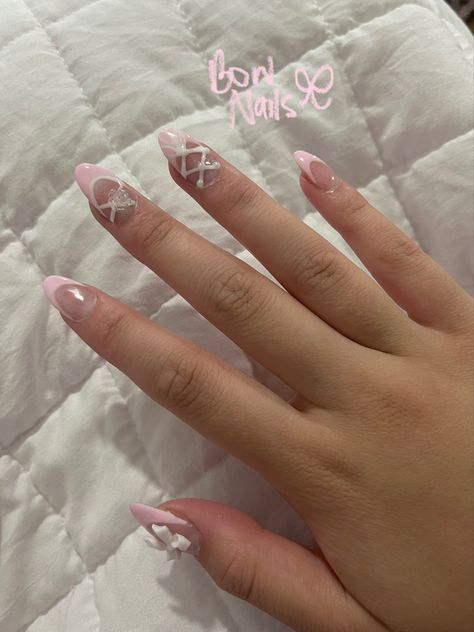 #bownails #bownailsaesthetic #coquette #nails #douyin #douyin nails #pinknails #frenchnails Pink Douyin Nails, Nails Douyin, Douyin Nails, Coquette Nails, Bow Nails, Grunge Nails, Blush Nails, Kawaii Nails, Nails Inspo