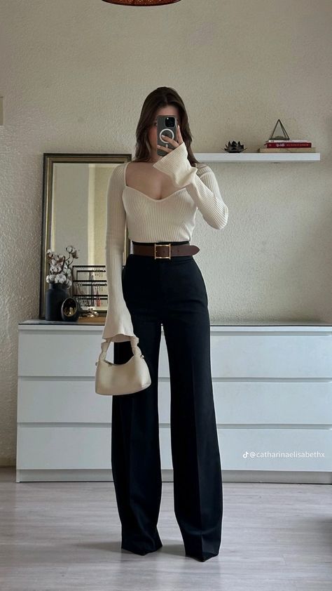 Korean Fashion Outfits, Old Money Outfits, Corporate Outfits, Fashion Fail, Traje Casual, Casual Day Outfits, Quick Outfits, Classy Work Outfits, Stylish Work Outfits