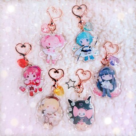 **PLEASE VISIT MY WEBSITE FOR $3 OFF + MORE OPTIONS! --> http://wrabb.it/shop ** 2 tall acrylic keychains that have a surprise reverse side~ (Matching heart accessory while supplies last) Sayaka Miki, Buying Stuff, Heart Accessories, Acrylic Keychains, Glitter Paint, North Hollywood, Puella Magi Madoka Magica, Cheap Gifts, Madoka Magica