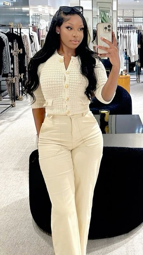 Cute Professional Outfits, Professional Outfits Women, Business Outfits Women, Stylish Work Attire, Effortlessly Chic Outfits, Business Casual Outfits For Work, Classy Work Outfits, Stylish Work Outfits, Fashion Mistakes