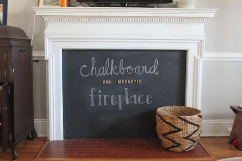 DIY: Chalkboard/Magnetic Fireplace Cover – SASSY WIFE, CLASSY LIFE Baby Proofing Hacks, Baby Proof Fireplace, Baby Proof, Fireplace Cover, Fireplace Logs, Magnetic Chalkboard, Diy Techniques, Diy Chalkboard, Fireplace Screen