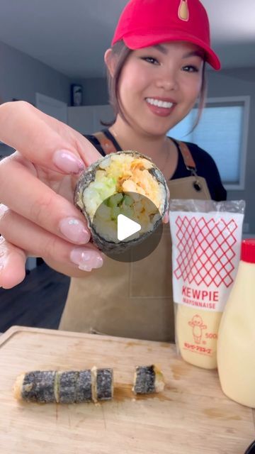 Stephanie Tea on Instagram: "#sponsored I love having fun with my leftovers especially when using @kewpieusa for the rich umami flavors! This Crispy Spicy Salmon California Roll is so fun to make and eat with leftover salmon from the night before! I’ve been a huge fan of Kewpie mayo for as long as I can remember and they finally have a limited edition hat available for me to take Kewpie with me everywhere I go!   But let’s be real, it’s the mini kewpie bottle on the hat for me 🥹 Join the Kewpie Fandom by buying a Kewpie Bottle and scoring their first ever, limited edition hat for FREE! Run to the link in bio for more details. ONLY 2000 AVAILABLE!   #KewpieMayo #Kewpie   ➡️ Recipe: Crispy Spicy Salmon California Roll Serves 1-2  • 1 cup leftover cooked salmon  • 1/3 cup Kewpie Mayo  • 1 tb California Roll Recipes, Sushi Seaweed, Kewpie Mayo, Cooked Salmon, Leftover Salmon, Chinese Cooking Recipes, Everywhere I Go, California Roll, Spicy Salmon