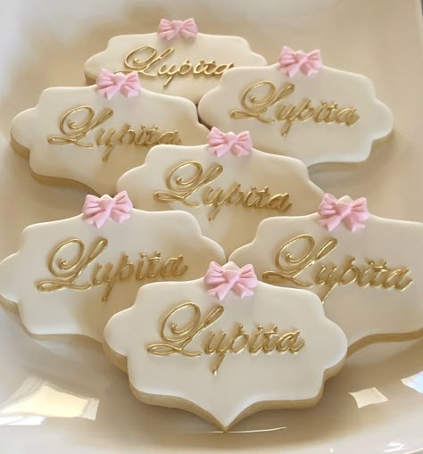 15 Cookies Decorated, Quinceanera Cookies Ideas, Quince Cookies Decorated, Quince Cookies Ideas, Coquette Sugar Cookies, Quinceanera Cookies Decorated, Coquette Cookies Decorated, Name Cookies Decorated, Sweet Sixteen Cookies Decorated