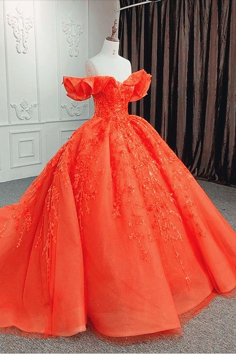 Orange 15 Dress Orange Quince Dresses, Orange Quinceanera Dresses, Orange Quinceanera, Cute Colorful Outfits, Quinceanera Themes Dresses, Ball Gown Dress, Pretty Quinceanera Dresses, Quinceanera Themes, Quince Dress